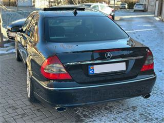 Mercedes E-Class foto 3