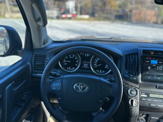 Toyota Land Cruiser foto 7