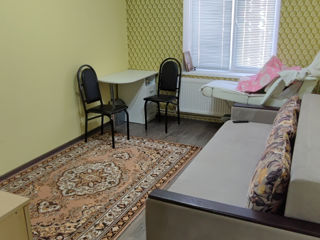 2-х комнатная квартира, 50 м², Центр, Яловены