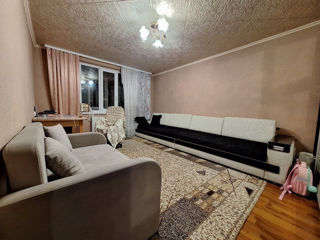 Apartament cu 3 camere, 75 m², Centru, Călăraşi, Călărași foto 4