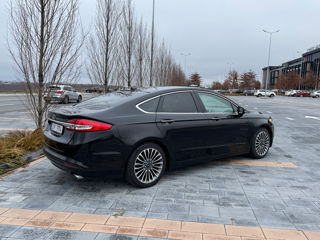 Ford Fusion foto 4