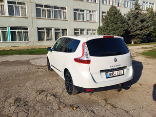 Renault Grand Scenic foto 6