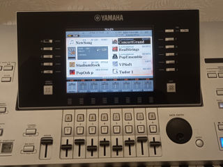 Sintezator Yamaha Tyros 4 foto 2