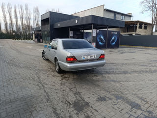 Mercedes S-Class foto 7