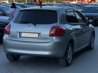 Toyota Auris foto 3