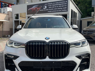 BMW X7 foto 2