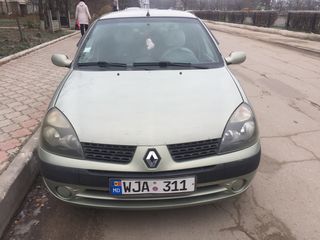 Renault Clio foto 3