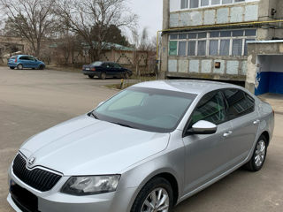 Skoda Octavia foto 1