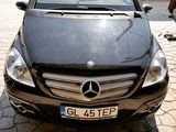 Mercedes B Class foto 2