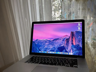 Apple MacBook Pro 15 foto 2