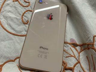 iPhone 8