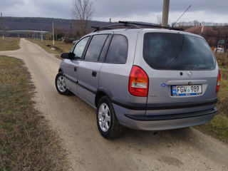 Opel Zafira foto 3