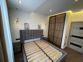 Dormitor Eby 160x200 см. Disponibil în 10 rate fixe sub 0% foto 1