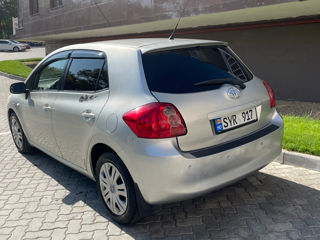 Toyota Auris foto 2