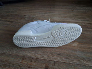Кроссовки новые Reebok Original foto 5