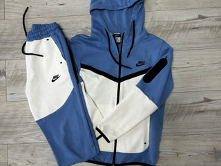 Set Nike Tech Fleece Nou 164cm foto 1