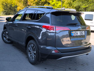 Toyota Rav 4 foto 4