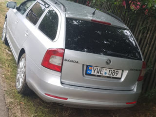 Skoda Octavia foto 2