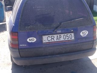 Opel Astra foto 2