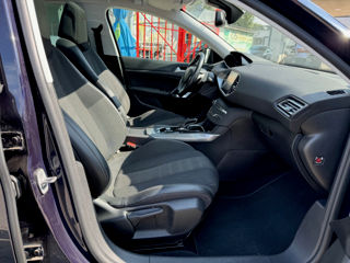 Peugeot 308 foto 17