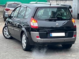 Renault Grand Scenic foto 5