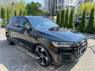 Audi Q7 foto 1