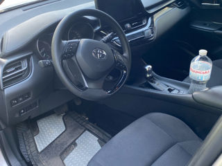 Toyota C-HR foto 7