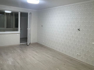 Apartament cu 3 camere, 60 m², Botanica, Chișinău foto 2