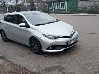 Toyota Auris foto 2