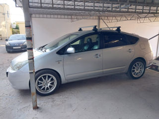 Toyota Prius foto 1