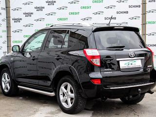 Toyota Rav 4 foto 6