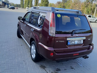 Nissan X-Trail foto 4