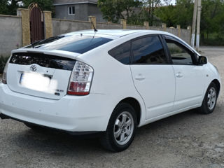 Toyota Prius foto 3