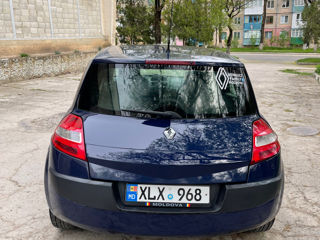 Renault Megane foto 6