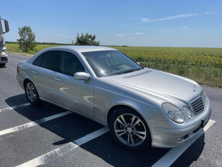 Mercedes E-Class