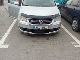 Volkswagen Touran foto 6