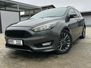 Ford Focus ST foto 4