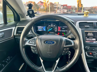 Ford Fusion foto 8