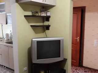 Chirie apartament ser.143 cu 2 odai + llving,Dacia colt cu Independentei !!! foto 3