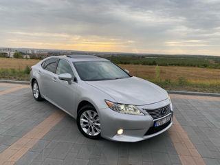 Lexus ES Series