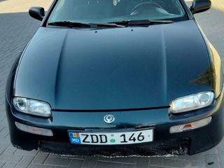 Mazda 323 foto 4