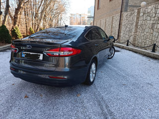 Ford Fusion foto 6