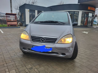 Mercedes A-Class foto 9