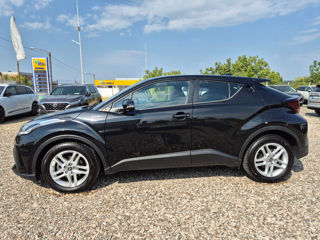 Toyota C-HR foto 2