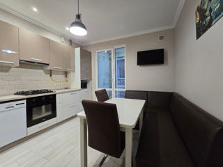 Apartament cu 2 camere, 68 m², Râșcani, Chișinău foto 2