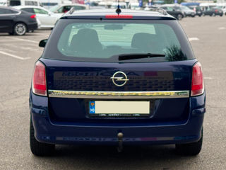 Opel Astra foto 6