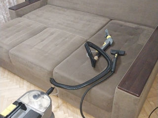 Curățare profesională a canapelelor/fotolii/saltele/mochetă la domiciliu foto 2