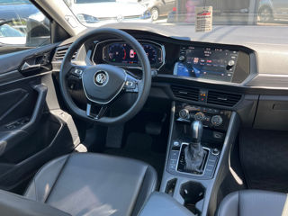 Volkswagen Jetta foto 5