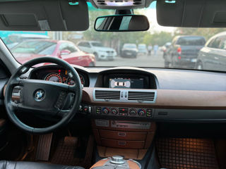 BMW 7 Series foto 8