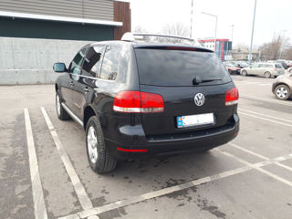 Volkswagen Touareg foto 3